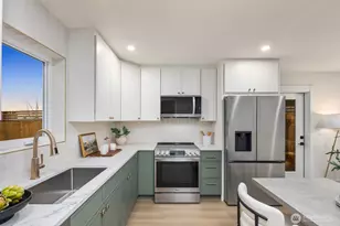 7555 32nd Ave SW, Seattle, WA 98126 - Photo 9