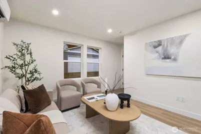 7555 32nd Avenue SW #B, Seattle, WA 98126 - Photo 5