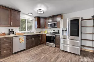 5202 205th Ave Ct E, Spanaway, WA 98387 - Photo 9