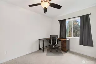375 S 10th St, Kalama, WA 98625 - Photo 23