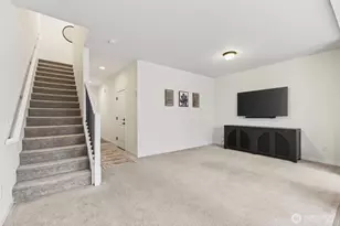 375 S 10th St, Kalama, WA 98625 - Photo 7