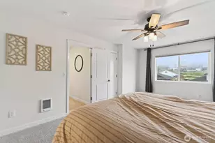 375 S 10th St, Kalama, WA 98625 - Photo 17