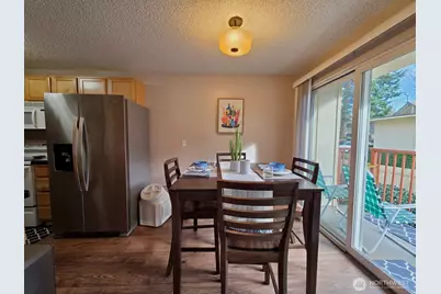 330 Elm St #201, Everett, WA 98203 - Photo 9