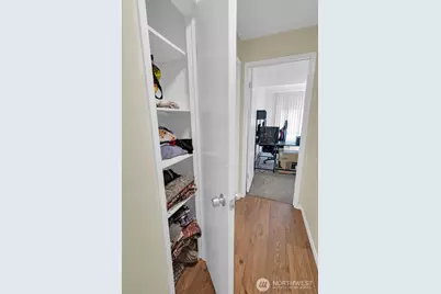 330 Elm St #201, Everett, WA 98203 - Photo 19