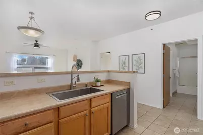 512 Darby Drive #212, Bellingham, WA 98226 - Photo 11