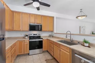 512 Darby Dr, Bellingham, WA 98226 - Photo 9