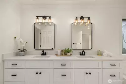 2211 274th Court SE, Sammamish, WA 98075 - Photo 25