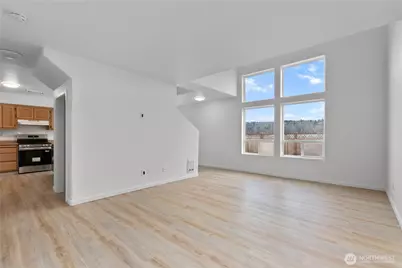 12921 58th Avenue NE, Marysville, WA 98271 - Photo 3