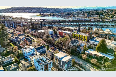 3220 Franklin Avenue E, Seattle, WA 98102 - Photo 21