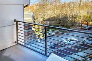 3220 Franklin Ave E, Seattle, WA 98102 - Photo 15