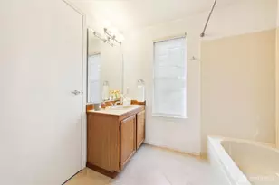 5813 S 238th Ct, Kent, WA 98032 - Photo 25