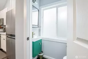 719 S Sheridan Ave, Tacoma, WA 98405 - Photo 13