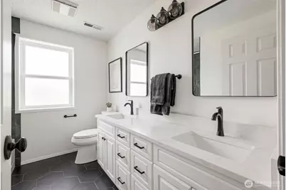 423 SW 189th Place, Normandy Park, WA 98166 - Photo 33