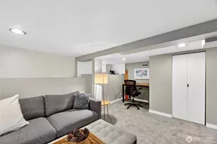 7720 Meridian Ave N, Seattle, WA 98103 - Photo 27