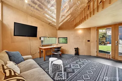 7720 Meridian Avenue N, Seattle, WA 98103 - Photo 31