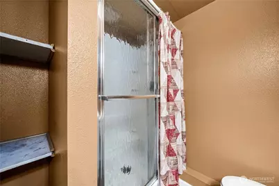 8808 S Ainsworth Avenue, Tacoma, WA 98444 - Photo 19