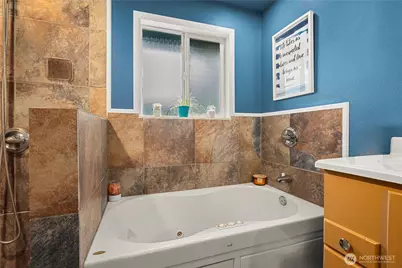 8808 S Ainsworth Avenue, Tacoma, WA 98444 - Photo 9