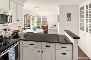 2360 43rd Ave E, Seattle, WA 98112 - Photo 9