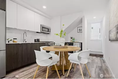 8553 Midvale Avenue N #C, Seattle, WA 98103 - Photo 7