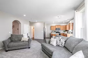 7111 Axis St SE, Lacey, WA 98513 - Photo 9