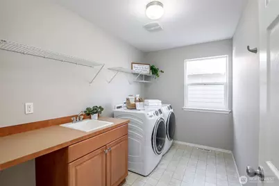 7111 Axis Street SE, Lacey, WA 98513 - Photo 21