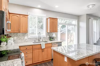 7111 Axis Street SE, Lacey, WA 98513 - Photo 11