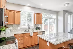 7111 Axis St SE, Lacey, WA 98513 - Photo 11