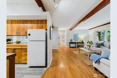 465 Winslow Way E #206, Bainbridge Island, WA 98110 - Photo 5