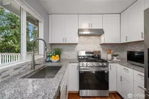 21239 NE 10th Pl, Sammamish, WA 98074 - Photo 13