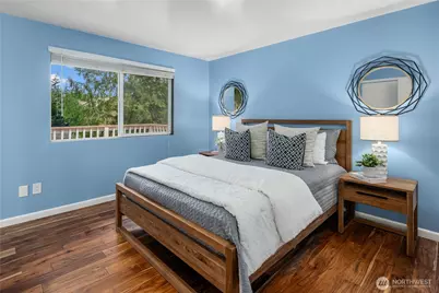 21239 NE 10th Place, Sammamish, WA 98074 - Photo 15