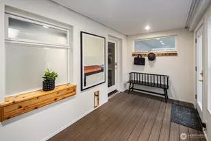 2647 39th Ave W, Seattle, WA 98199 - Photo 11