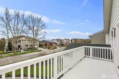 2647 39th Avenue W, Seattle, WA 98199 - Photo 17