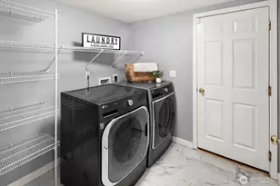 23809 SE 6th St, Sammamish, WA 98074 - Photo 29