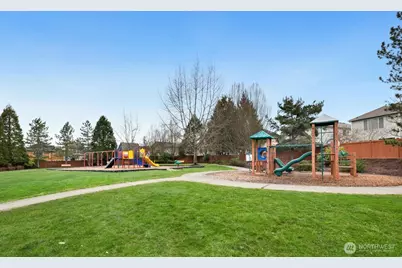 23809 SE 6th Street, Sammamish, WA 98074 - Photo 33