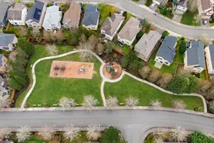 23809 SE 6th St, Sammamish, WA 98074 - Photo 35