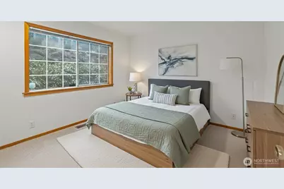 7025 14th Avenue SW, Seattle, WA 98106 - Photo 7