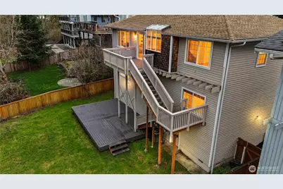 7025 14th Avenue SW, Seattle, WA 98106 - Photo 31