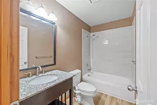 7025 14th Ave SW, Seattle, WA 98106 - Photo 17