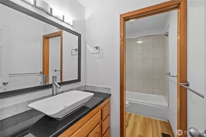 7025 14th Avenue SW, Seattle, WA 98106 - Photo 25