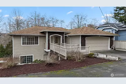 7025 14th Avenue SW, Seattle, WA 98106 - Photo 1