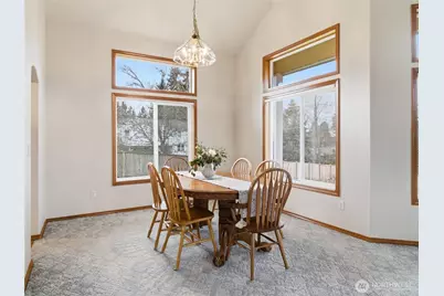 13912 108th Avenue Ct E, Puyallup, WA 98374 - Photo 9