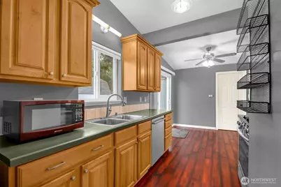 33004 29th Avenue SW, Federal Way, WA 98023 - Photo 15
