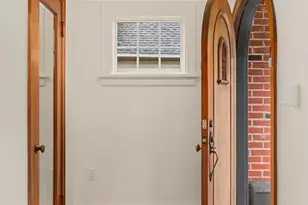 6756 17th Ave NW, Seattle, WA 98117 - Photo 3