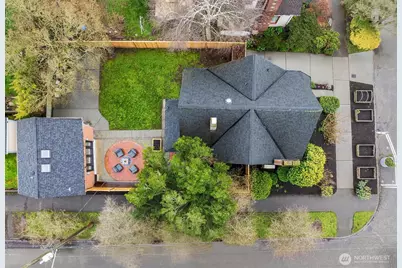 6756 17th Avenue NW, Seattle, WA 98117 - Photo 37