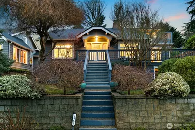 2568 28th Avenue W, Seattle, WA 98199 - Photo 1