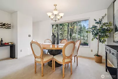 14335 SE 63rd Street, Bellevue, WA 98006 - Photo 9