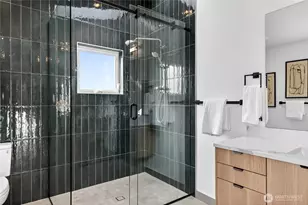 11738 23rd Ave NE, Seattle, WA 98125 - Photo 23