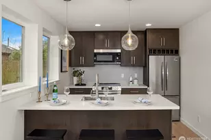 7521 12th Ave NW, Seattle, WA 98117 - Photo 11