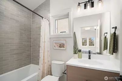 5026 35th Avenue NE, Seattle, WA 98105 - Photo 15