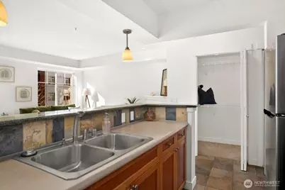 1545 NW 57th Street #428, Seattle, WA 98107 - Photo 11